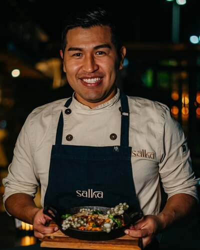 Chef Daniel Carhuaricra - Restaurante Nikkei Peruano Salka Ilhabela