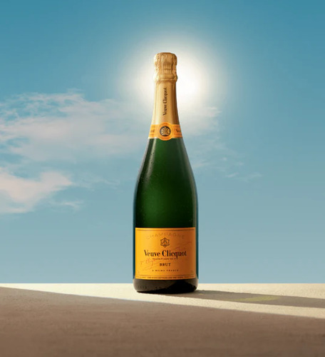 Veuve Clicquot Yellow Label - Sparkling Sunset Experience Salka Al Mare Ilhabela
