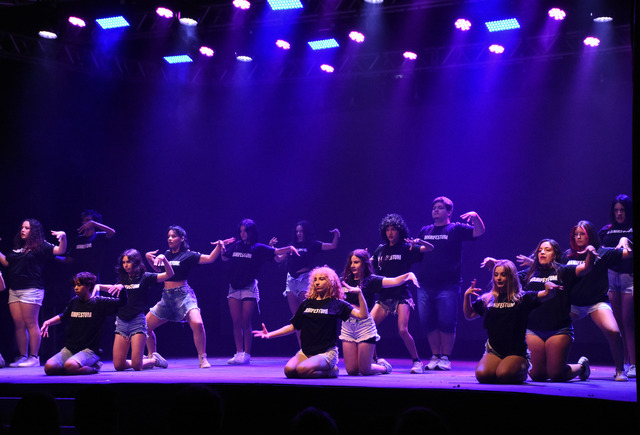 Mostra de Dança da Fundaci reúne talentos locais e regionais em Ilhabela durante Semana Internacional de Vela