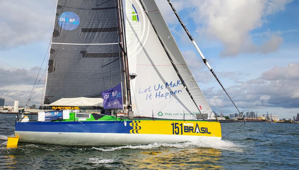 Barco Brasil, campeão da categoria Sharp ne terceiro colocado na classificação geral da Globe40