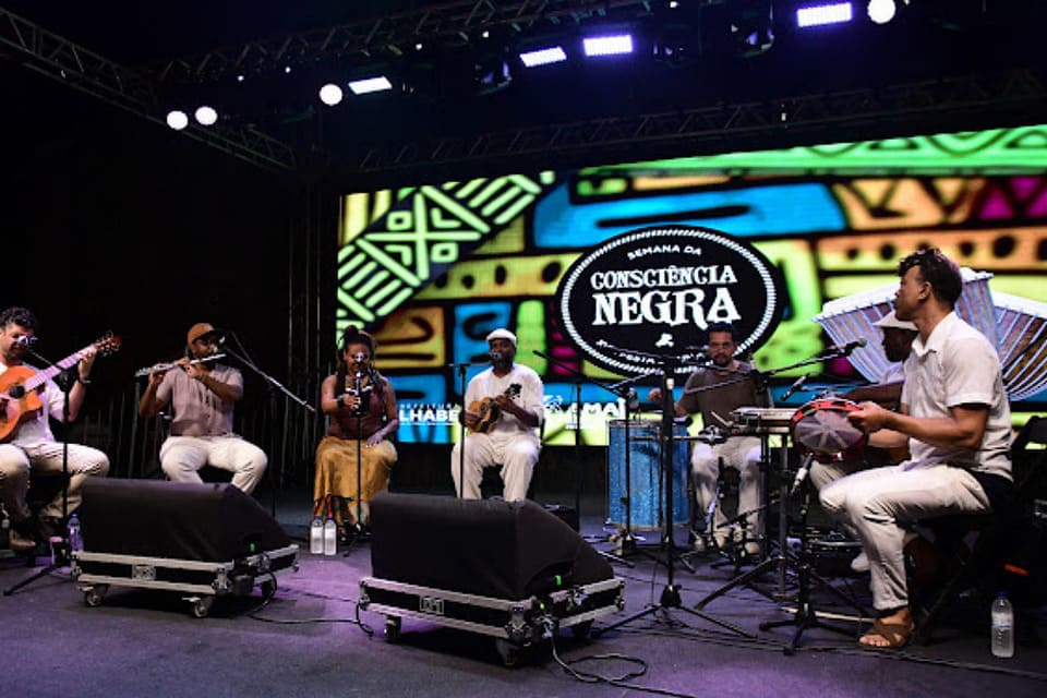 Mês da Consciência Negra de Ilhabela celebra a ancestralidade com o tema “Raízes que Transformam”